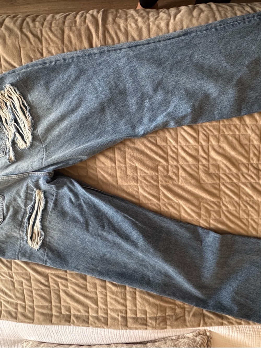 Good American - the Chloe - Super High Rise Straight - 12/31 - Picture 3 of 4